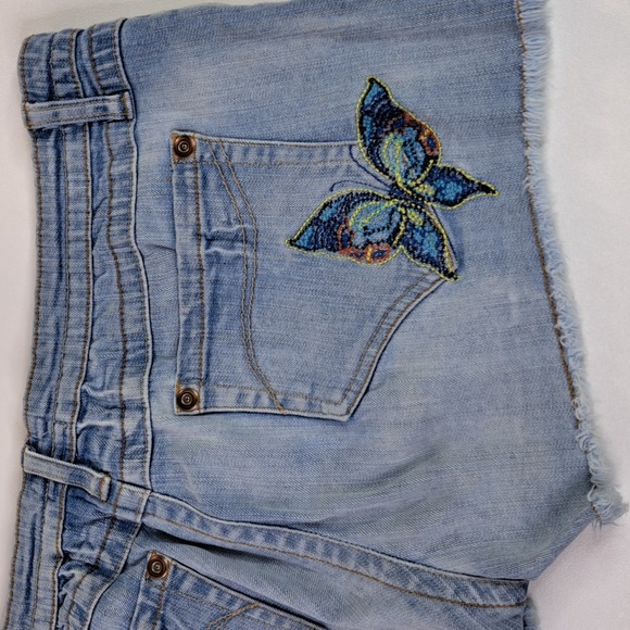 NOBO No Boundaries Embroidered Butterfly Raw Hem Jean Shorts Junior Size 15 - Picture 6 of 14